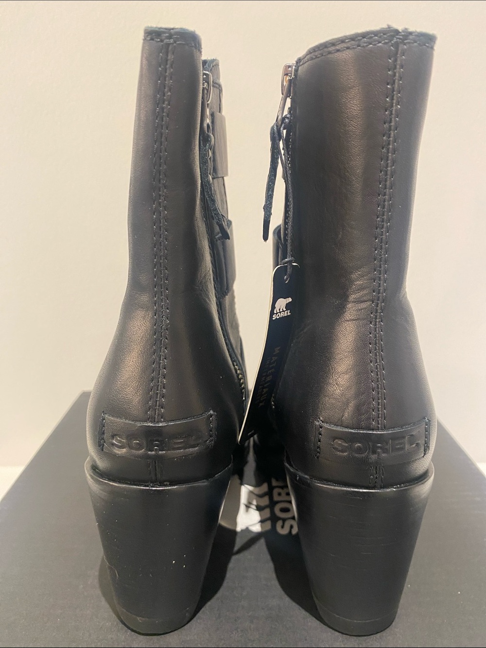 NIB Sorel After Hours Black Boots Wedge Ankle Boots Size 8 - Picture 5 of 12